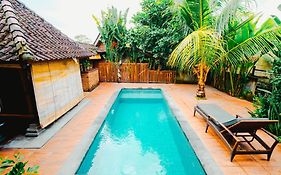 Cening Bagus Bungalow